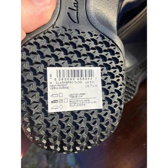 New NWOB Womens Clarks Pro Navy Patent Professional Work Clog Shoes Size 7.5 M - Picture 6 of 8